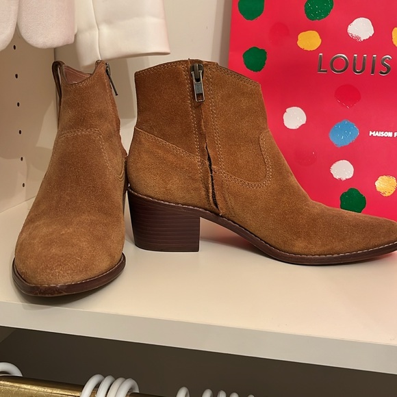 Madewell bootie, cognac suede size 6 - Picture 3 of 7